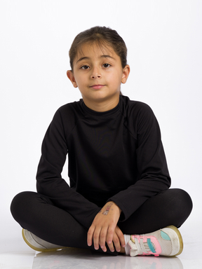 Camiseta Suplex Peluciado Preto Blusa de Frio Infantil Térmica Segunda Pele Unissex